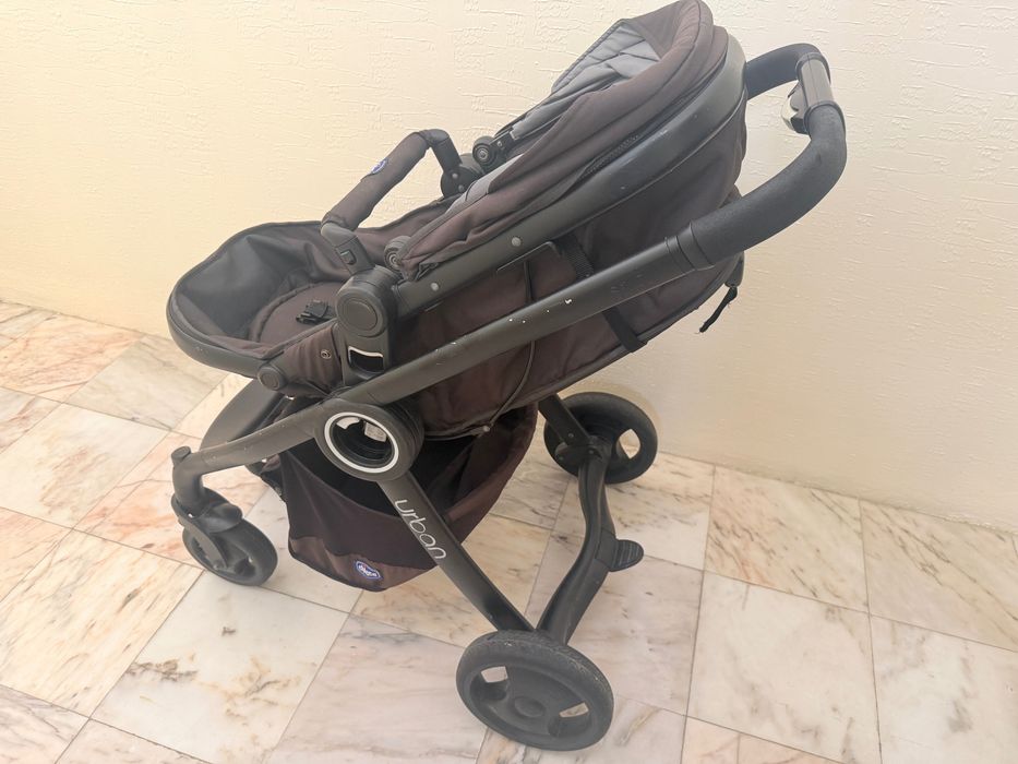 Carrinho de bebé trio Chicco