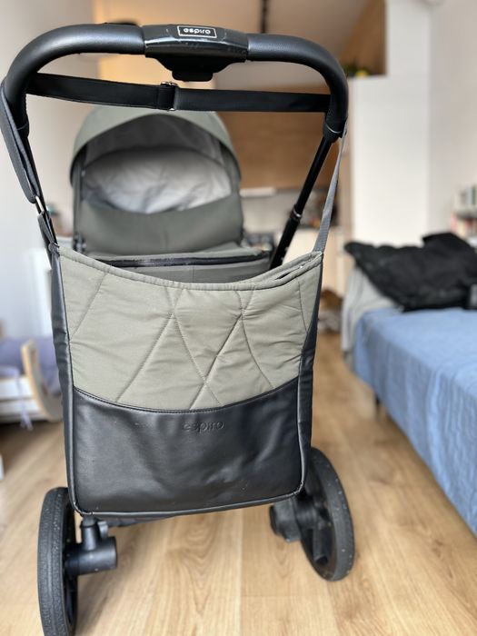 wózek Espiro Yoga Universal Pram 2w1 + fotelik samochodowy Espiro