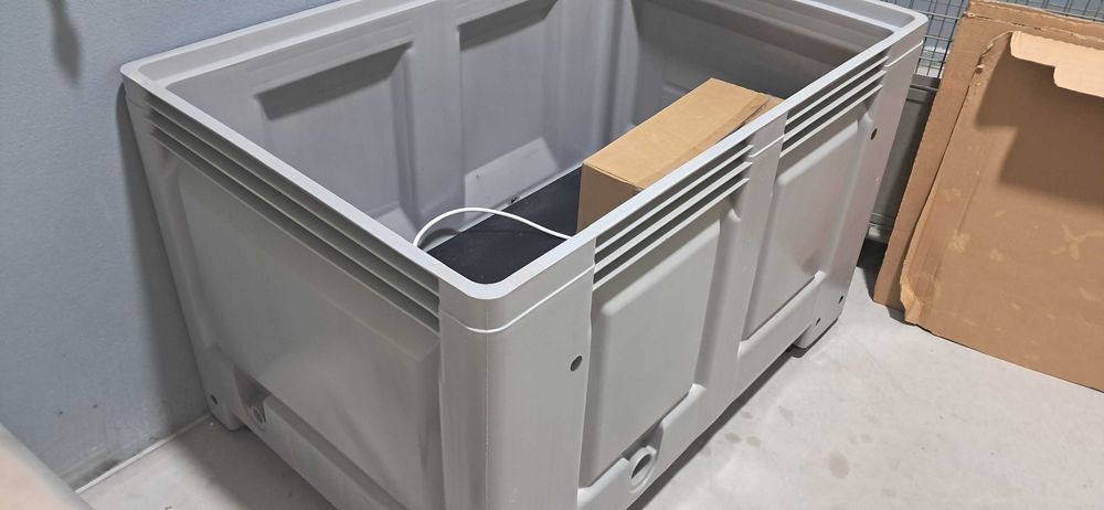 Caixa-palete em plástico empilhável Euro64729815662467121