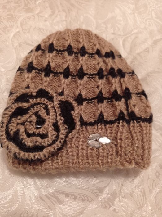 Шапка для дівчаток.