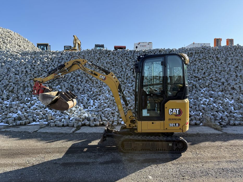 Wynajem Minikoparek 2 t, 3 t POWERTILT