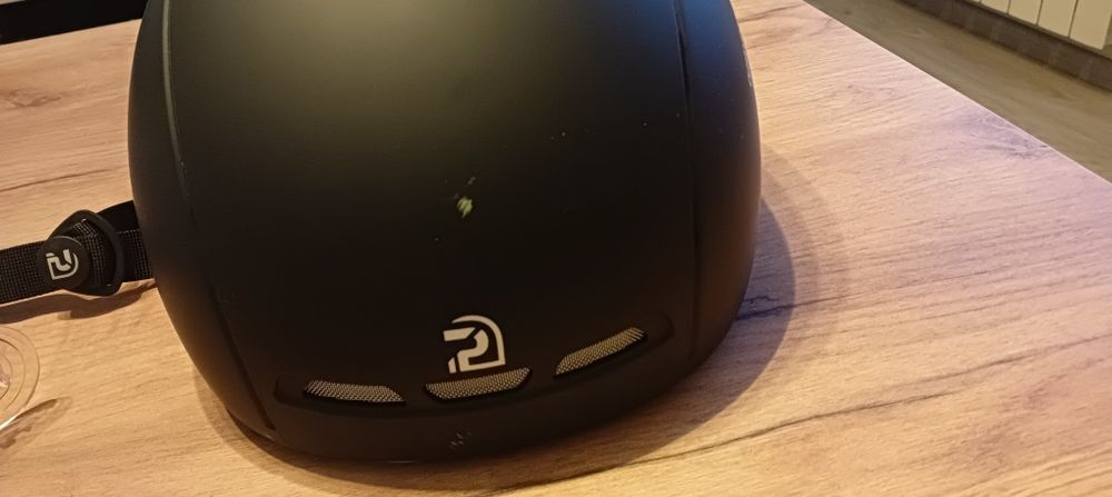 Kask rowerowy L z szybką