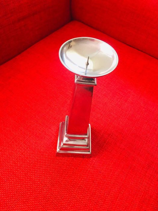 Candelabro em metal