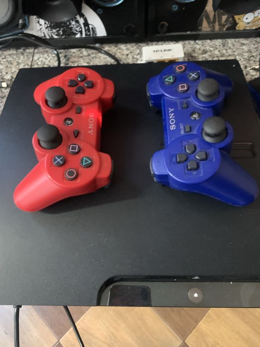 play station 3 (HEN 4.93 250 gb)