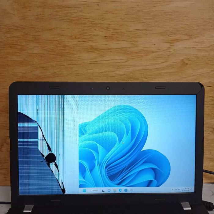 Ноутбук ThinkPad Lenovo E550 по запчастинам