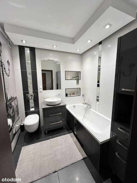 Kawalerka z wydzieloną sypialnią | balkon | garaż | Wrocław centrum