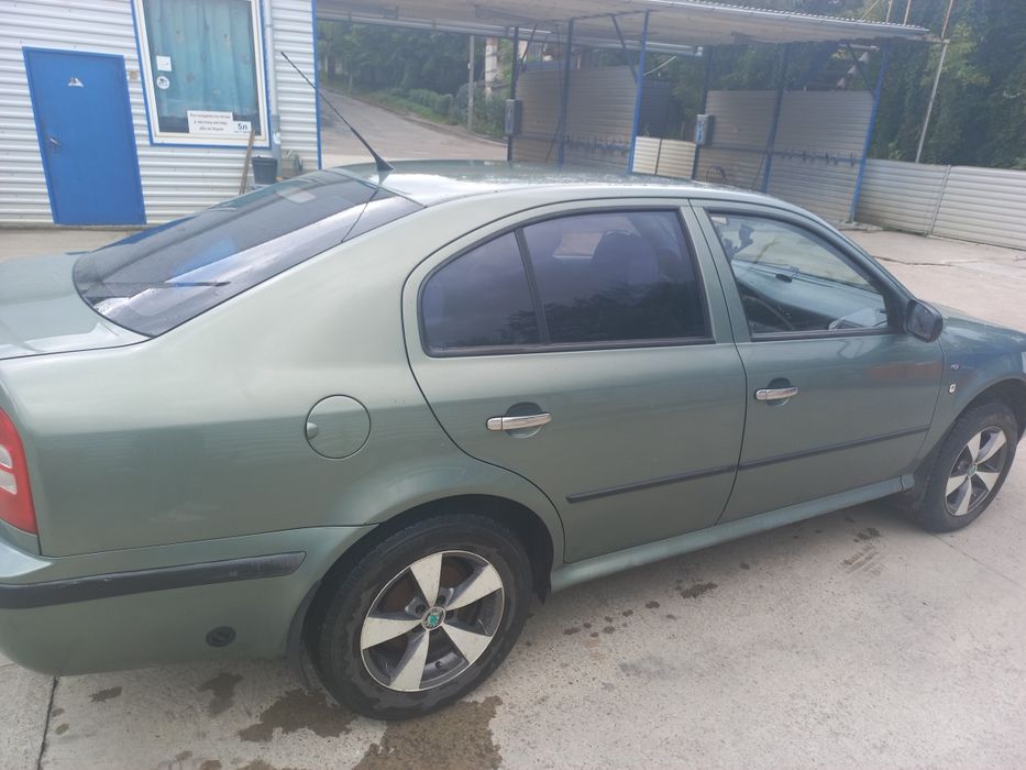 Продам шкоду октавію тур