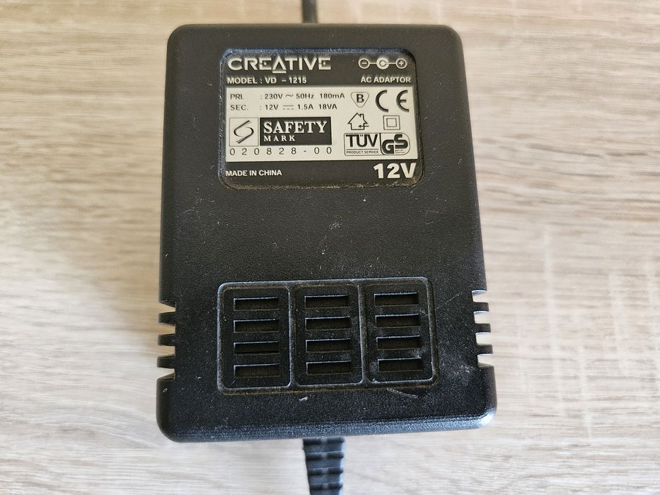 Zasilacz 12V 1.5A Creative