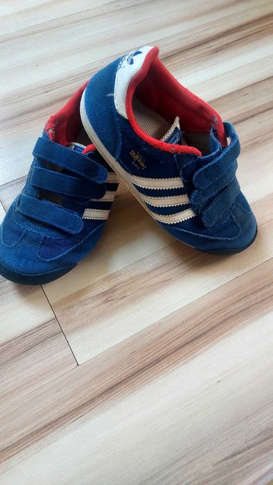 Buty dla dzuecka Adidas rozm. 30