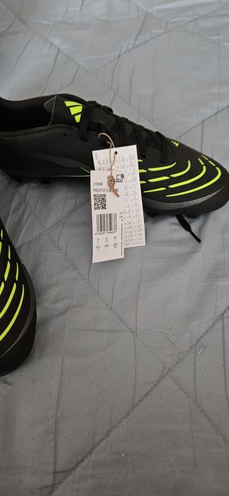 Adidas  predator
