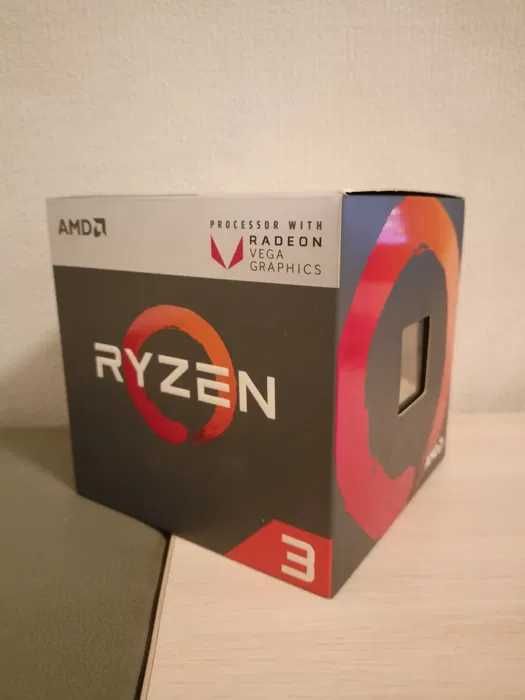 AMD Ryzen 2200g с куллером и радиатором