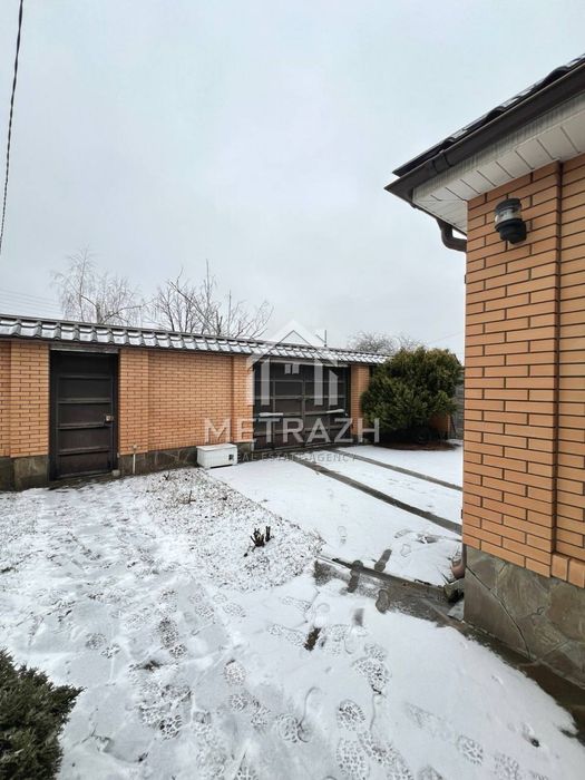 Продам будинок на Холодній горі з ремонтом ,198м2