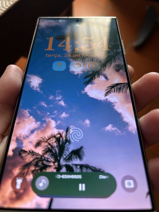 Vendo S24 Ultra 256GB sem um unico risco