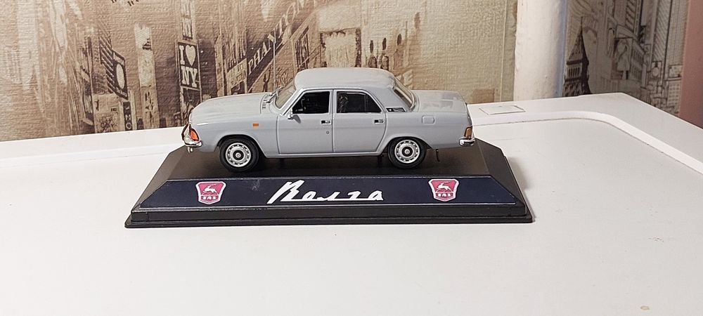 модель Газ-3102,ручная работа