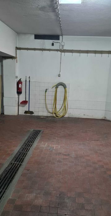 Garagem (Box) na Cova da Piedade (Almada)