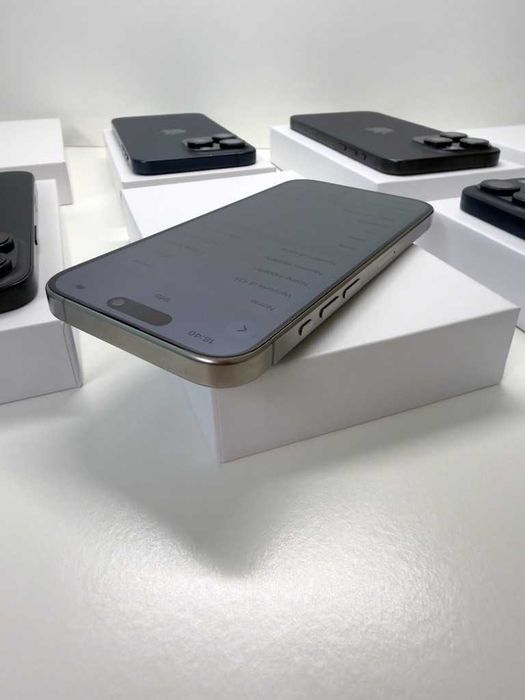 Apple iPhone 15 Pro・512GB・Titânio natural (Fatura e Garantia)