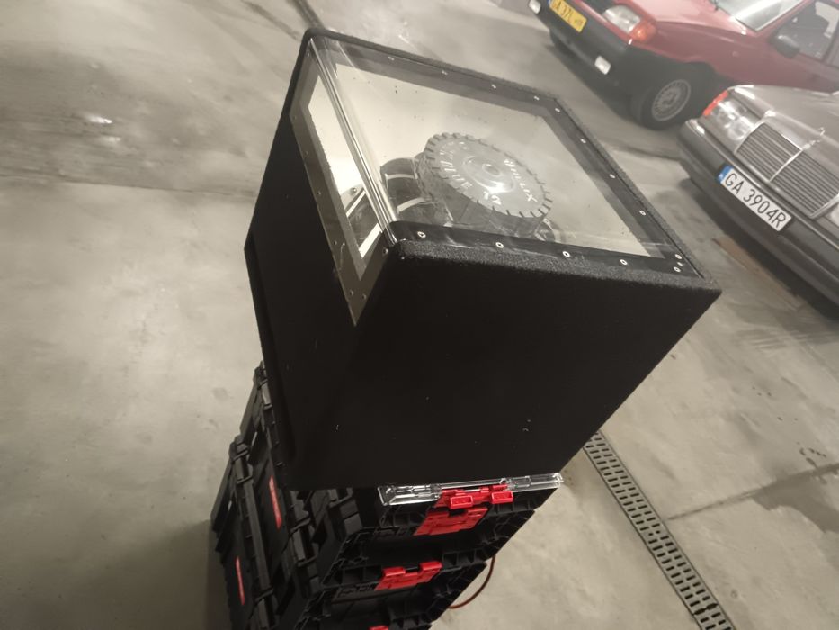 Skrzynia basowa 350 W moc znamionowa