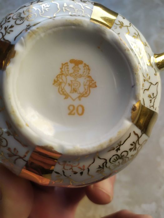 Продам порцеляновий сервіз на 12 персон фабрики Roschutzer
