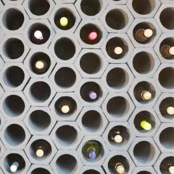 Garrafeira Sextavada Dupla em Barro