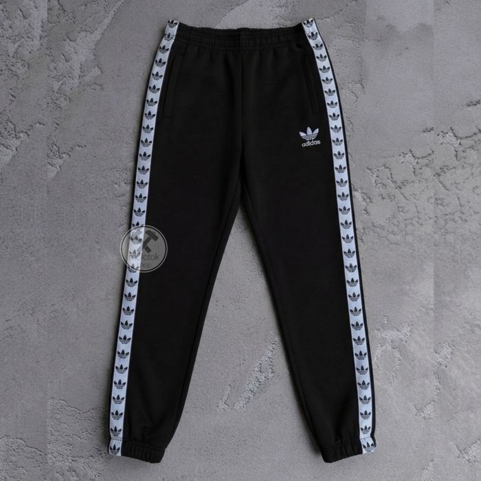 Спортивні штани Adidas чоловічі з лампасами, на манжеті | Брюки мужские Адидас лампас
