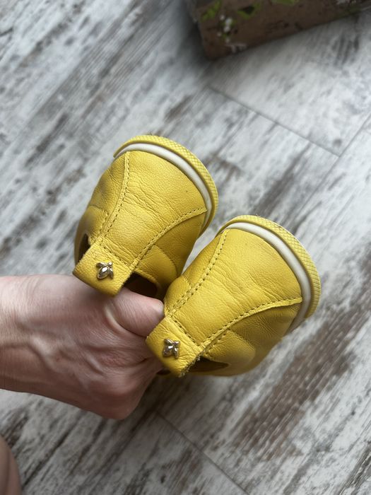 Коосівки натуральна  шкіра Respect 37р, жовті, легкі літні, яскраві