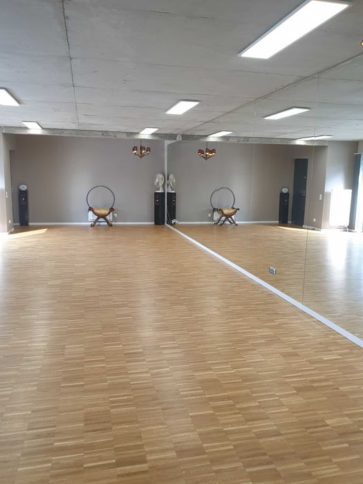 Sala lustra70mKraków taneczna  superkomfortowa  do nagrań