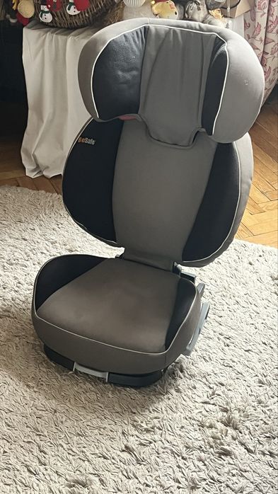 Суперове крісло у гарному стані! Ціна новорічна