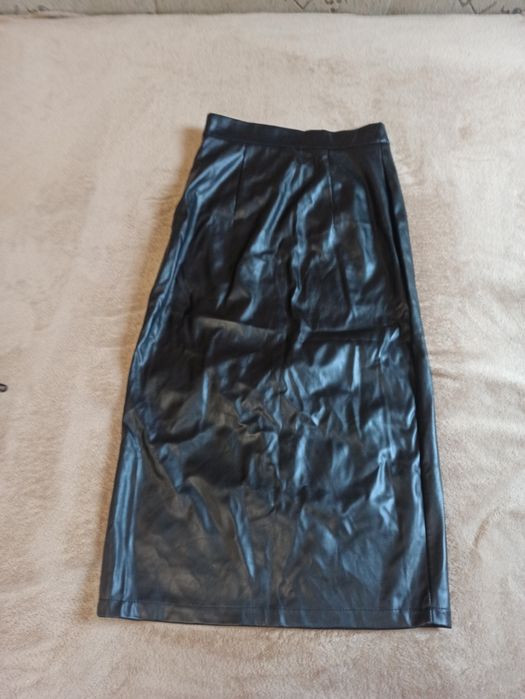 Шкіряна спідниця 42 р