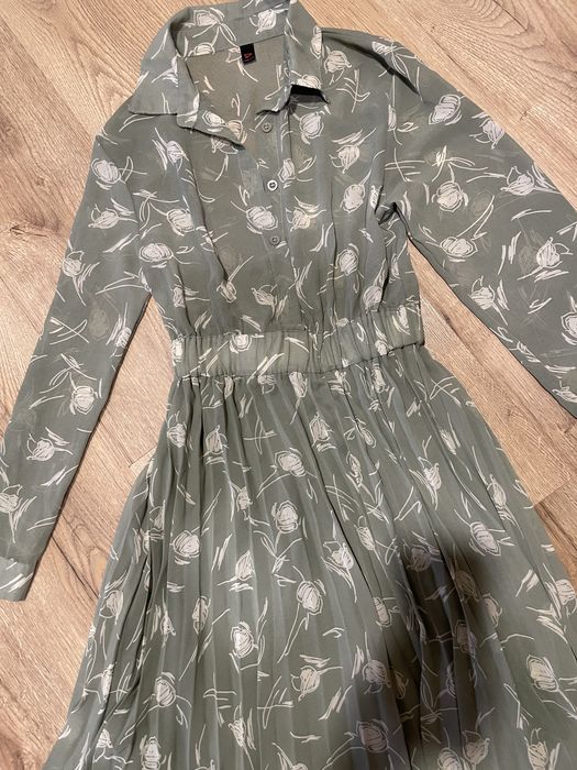 Жіноче вечірнє плаття