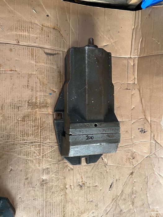 Imadło maszynowe Bison 200mm