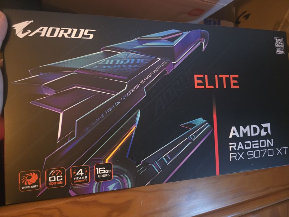 AMD RX 9070xt como nova