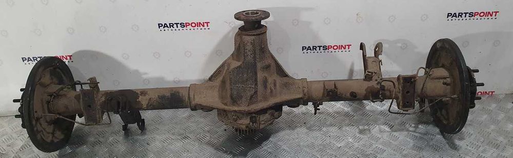 Задній міст Nissan Navara D40M, 2,5d. 2005-2010 (оригінал)