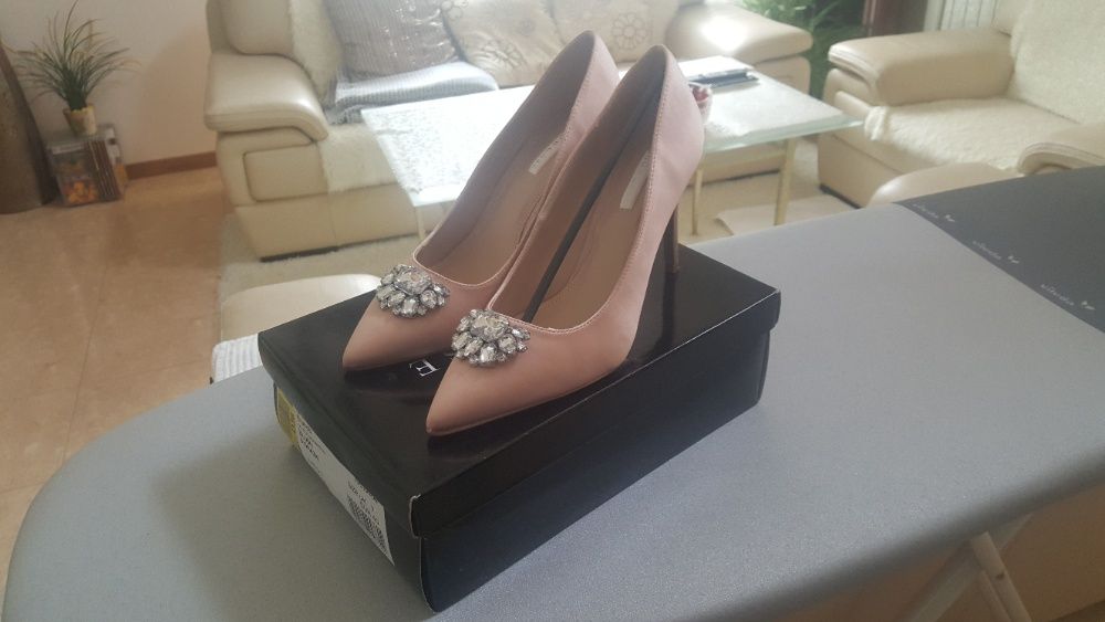 Dorothy Perkins - Szpilki / Czółenka
