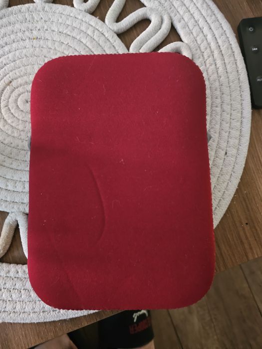 Etui do tabletu-Prawie nowe.