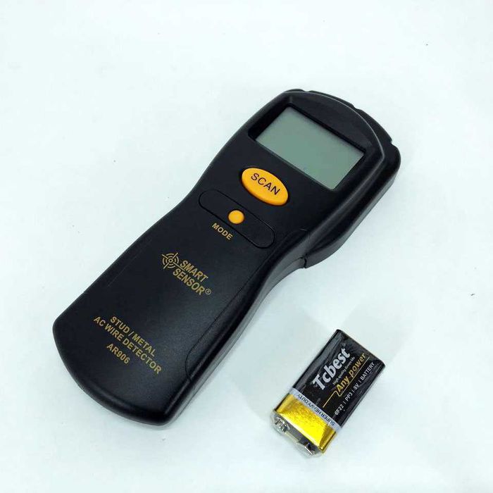 Шукач прихованої проводки та металу