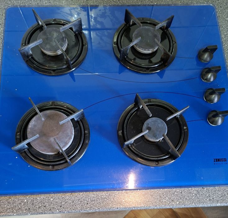 Газова поверхня та електрична духовка