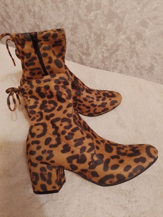 Ботінки 38розмір.