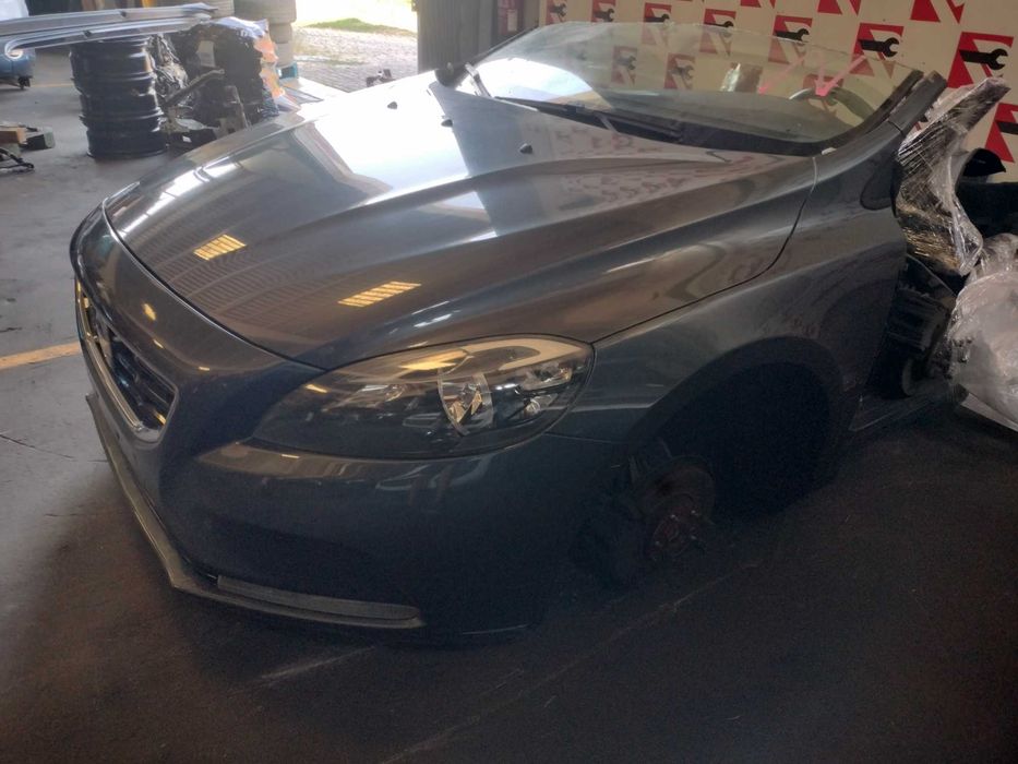 Frente Completa Volvo V40 1.6 HDi 2014 #F67