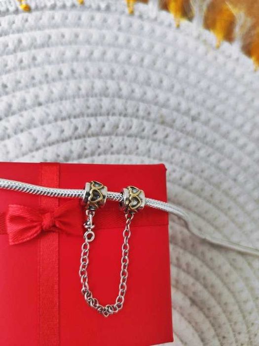 Łańcuszek zabezpieczający złote serca