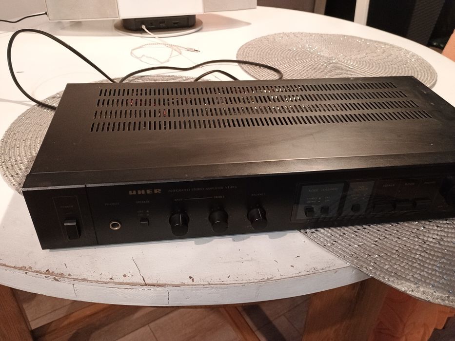 Wzmacniacz stereo UHER VG815