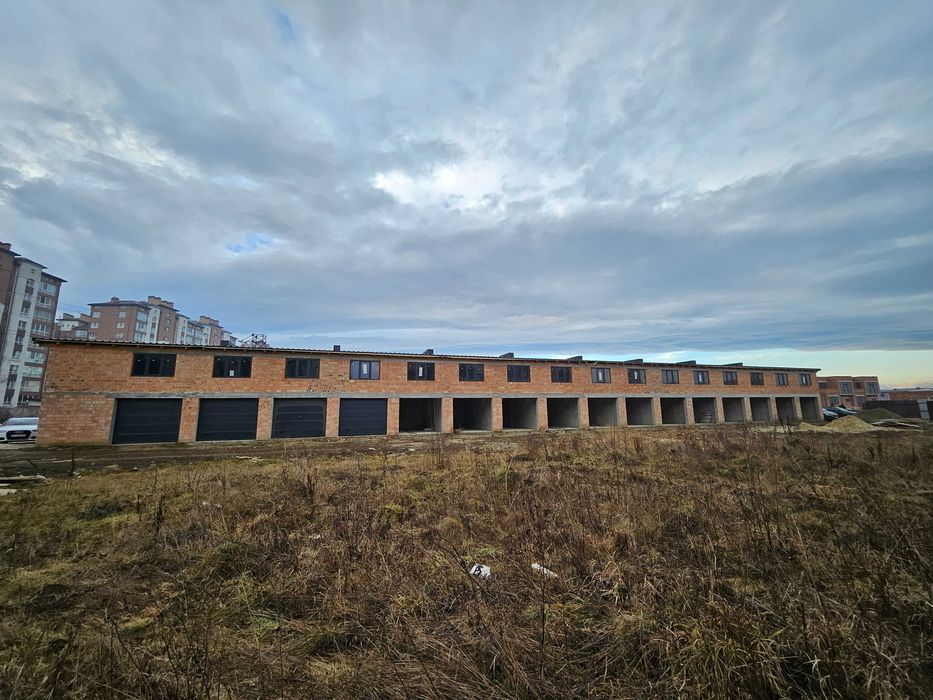 Продаж 2-поверхових гаражів 42м2 в гаражному містечку у Крихівцях_VD