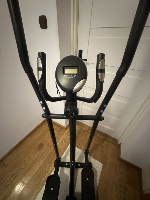 Rowerek stacjonarny „CYBER”