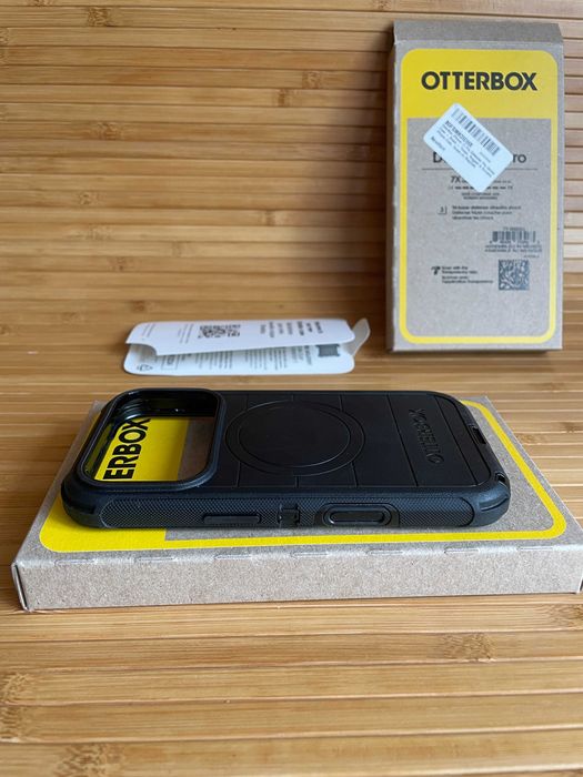Чохол OtterBox Defender Series Pro MagSafe для iPhone 17 Pro