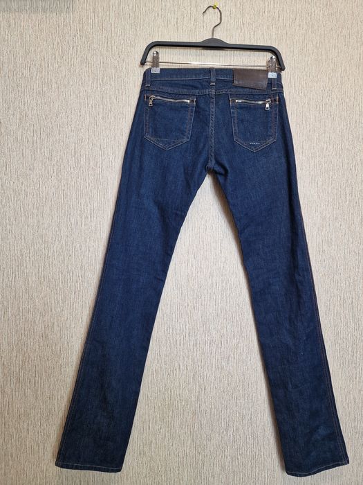 Вінтажні джинси Prada, оригінал
в новому стані
Розмір 26
низька посадк