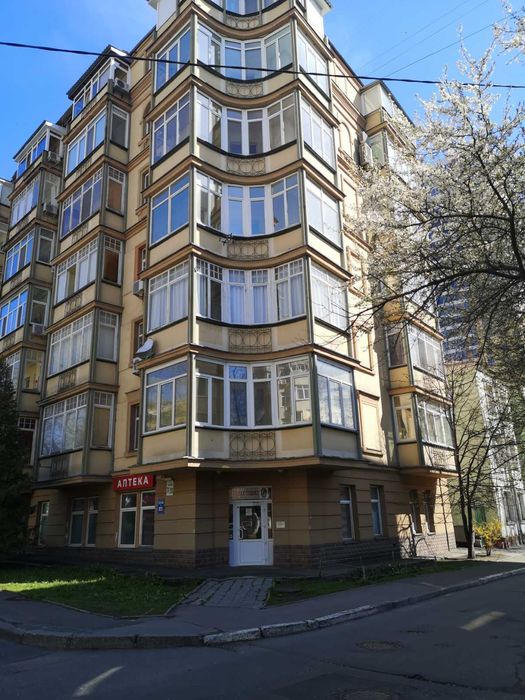 ШУЛЯВКА. Цікава пропозиція. Спецпроект.  вул. Гарматна 21/30