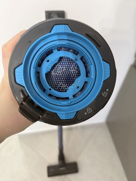 Продам пилосос Акумуляторний пилосос SAMSUNG Jet 65 VS15A6031R4