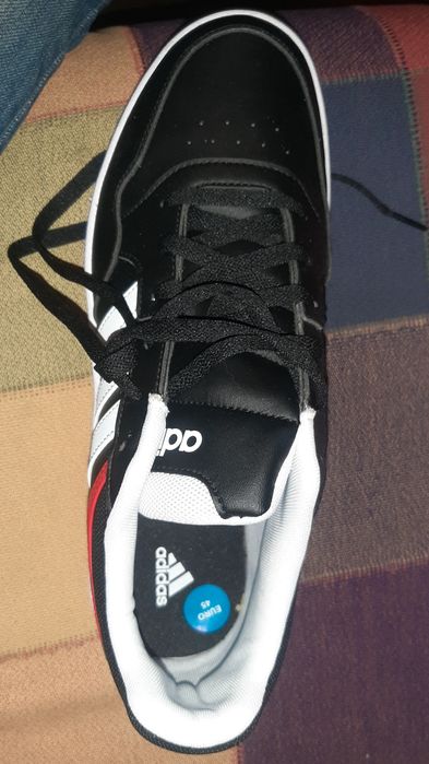 Кроссовки Adidas