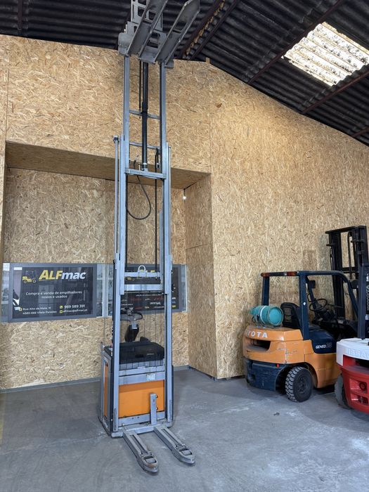 Stacker still triplex 5 metros com elevacao inicial!! 2019