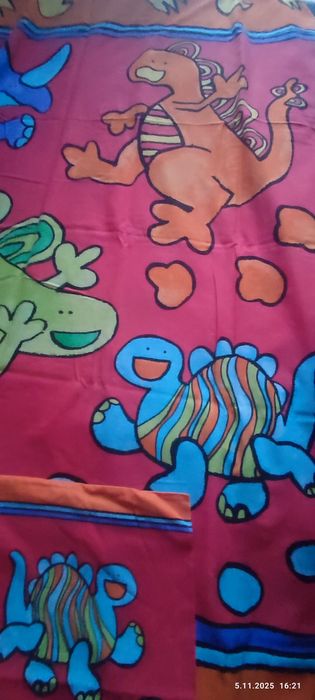 Pościel dla dziecka z dinozaurami 140