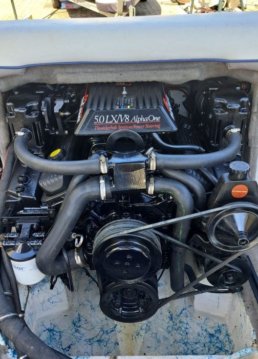 Bayliner 2050 V8  " Edição Especial "